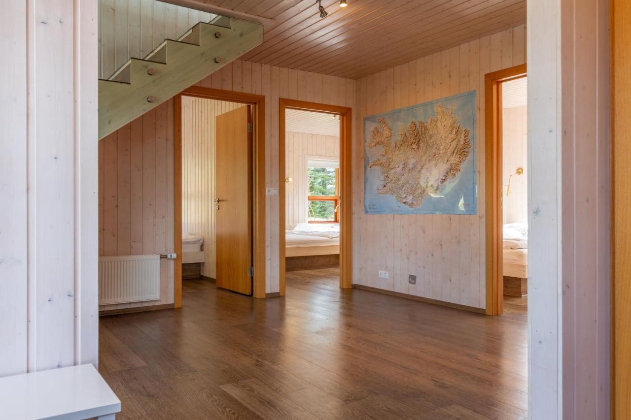 Gorgeous Riverside In The South Of Iceland Villa *
